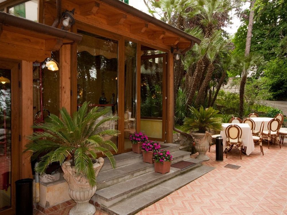 Hotel Villa Aricia Ariccia Exterior foto